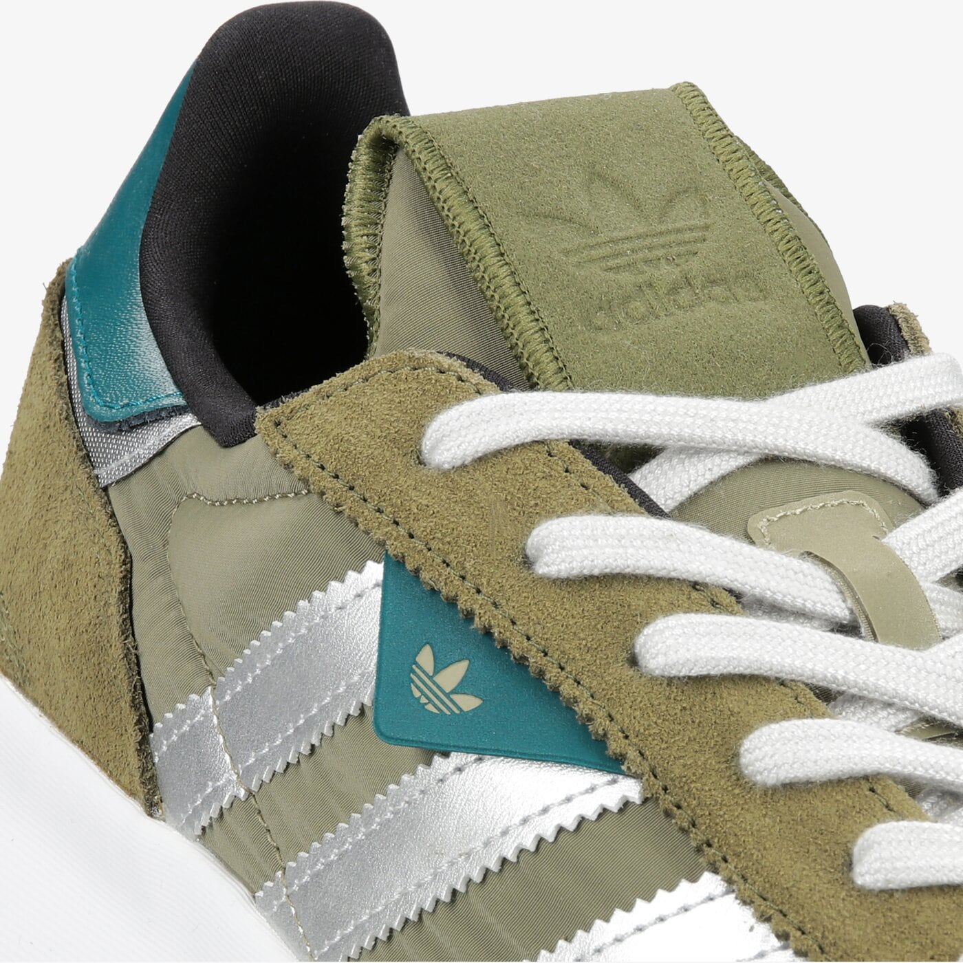 Мъжки маратонки ADIDAS RETROPY F2 gw0505 цвят каки