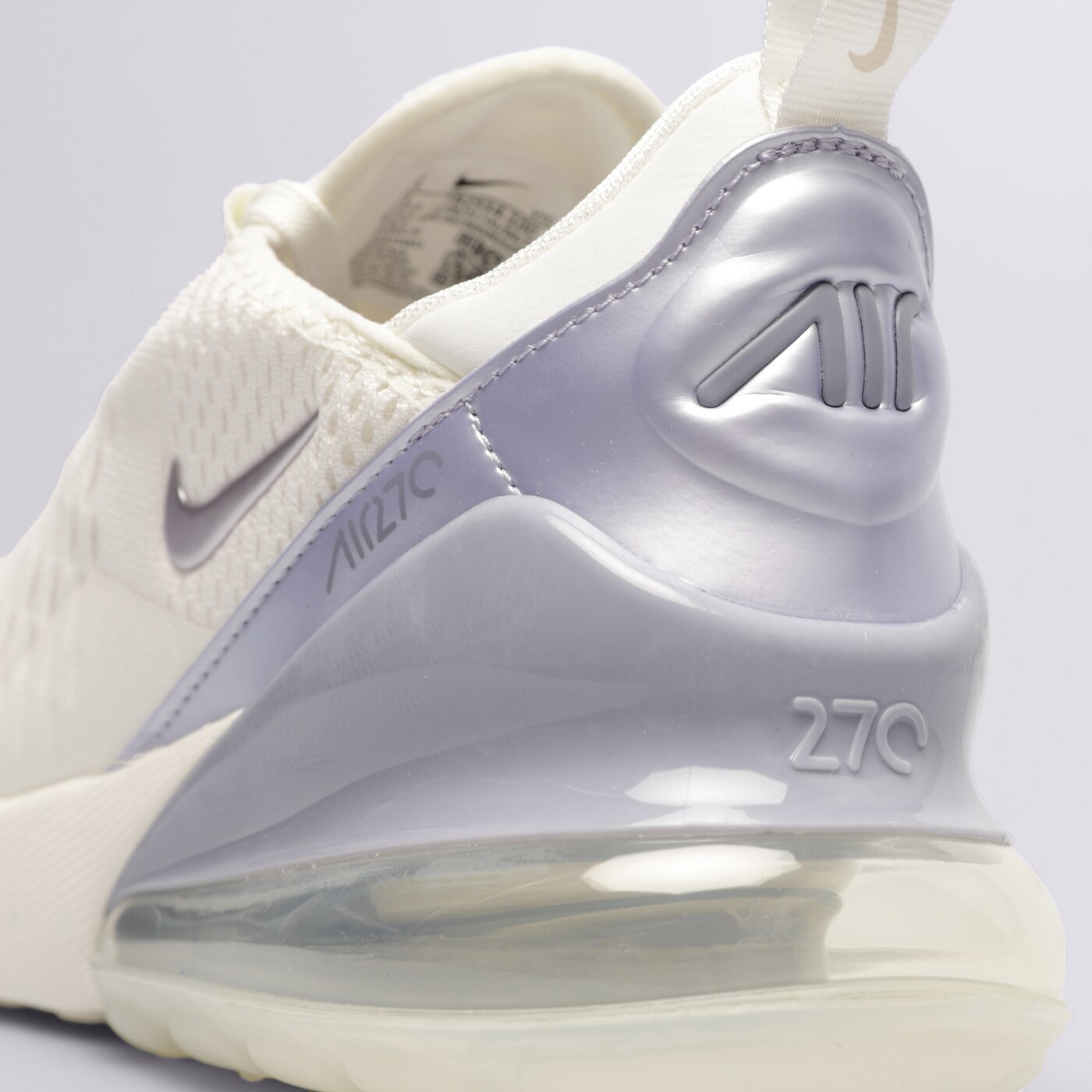 Дамски маратонки NIKE AIR MAX 270 fb2934-100 цвят бежов