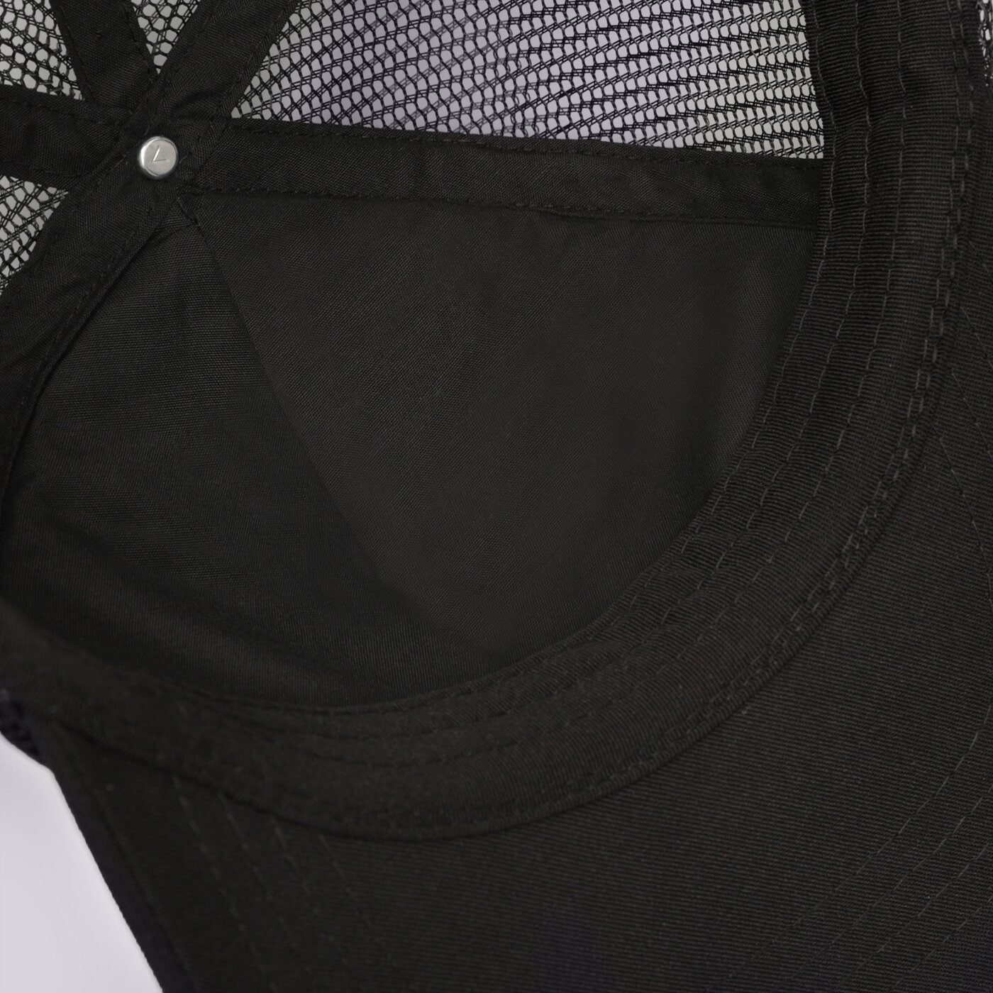 Дамска шапка с козирка HELLY HANSEN ШАПКА HH TRUCKER CAP 67435992 цвят черен