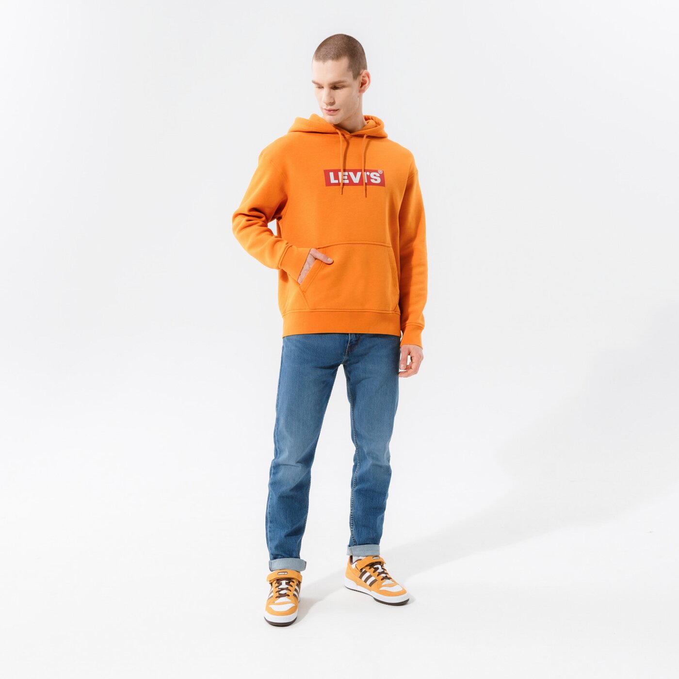 Мъжки суичър LEVI'S СУИТЧЪР С КАЧУЛКА T3 RELAXD GRAPHIC HOODIE 38821-0116 цвят кафяв