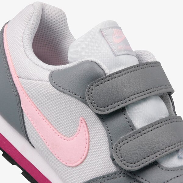 Детски маратонки NIKE MD RUNNER 2 (PSV)  807320-017 цвят сив