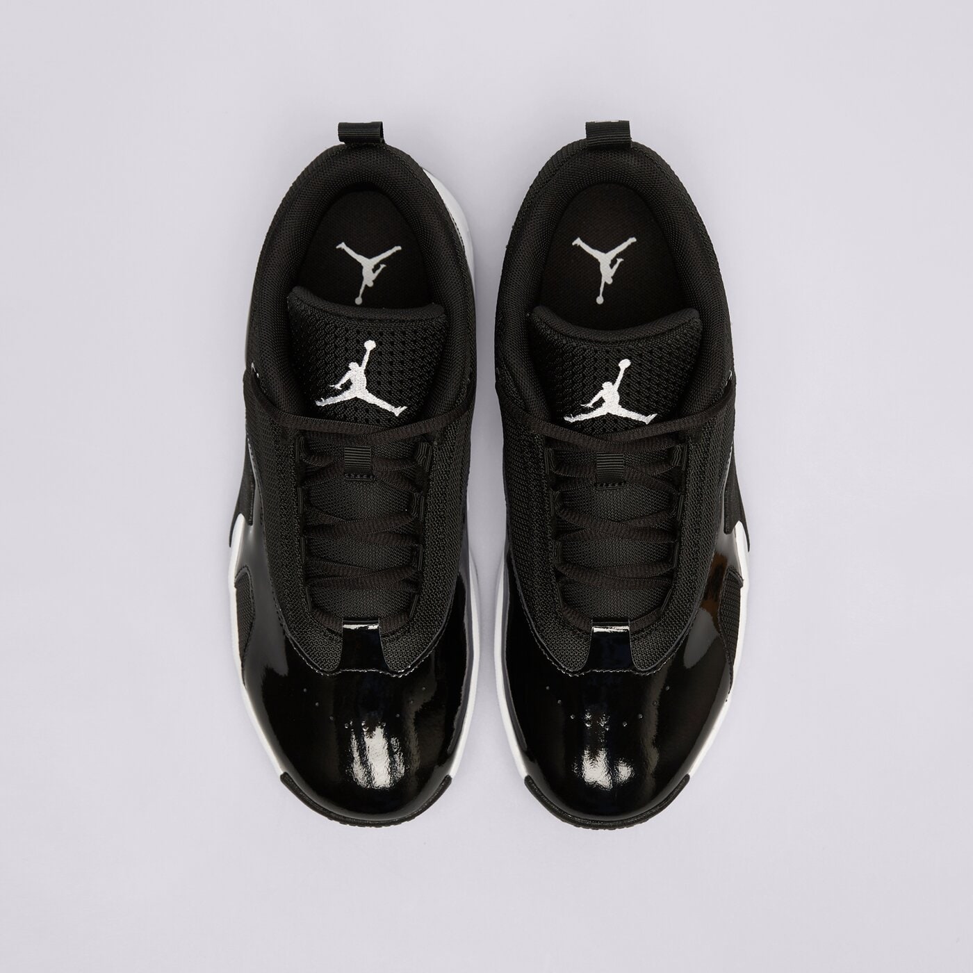 Детски маратонки JORDAN MAX AURA 6 fq8297-010 цвят черен