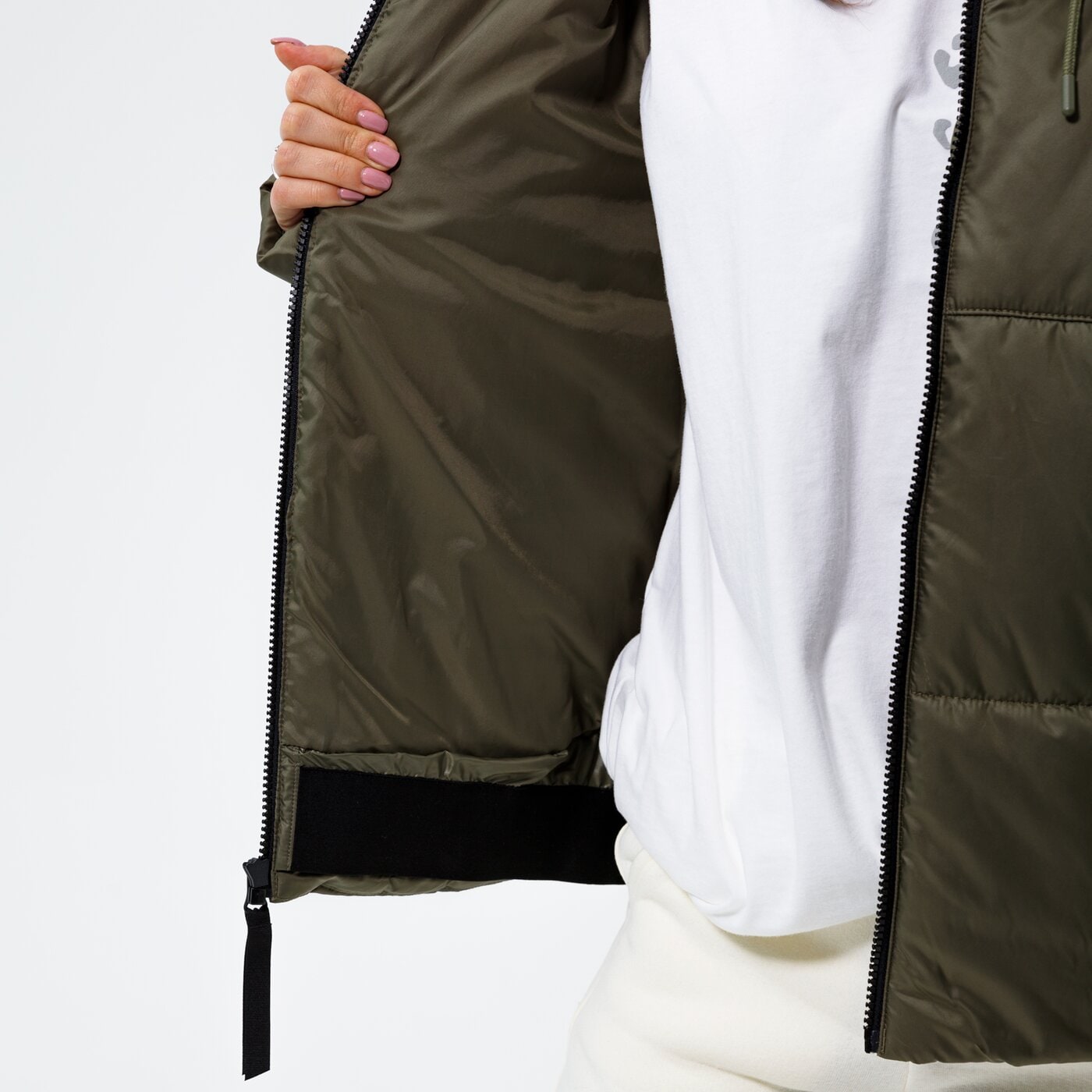 Дамско зимно яке NIKE ЯКЕ W NSW TF RPL CLASSIC TAPE JKT dj6997-222 цвят зелен