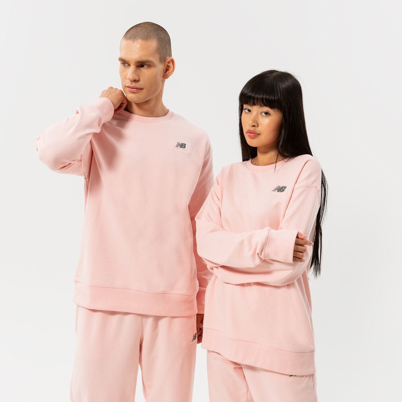 Мъжки суичър NEW BALANCE СУИТЧЪР NB ESSENTIALS UNI-SSENTIALS CREW ut21501pie цвят розов