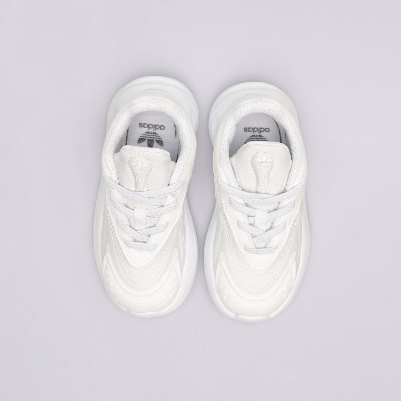 Детски маратонки ADIDAS OZELIA  h04748 цвят бял