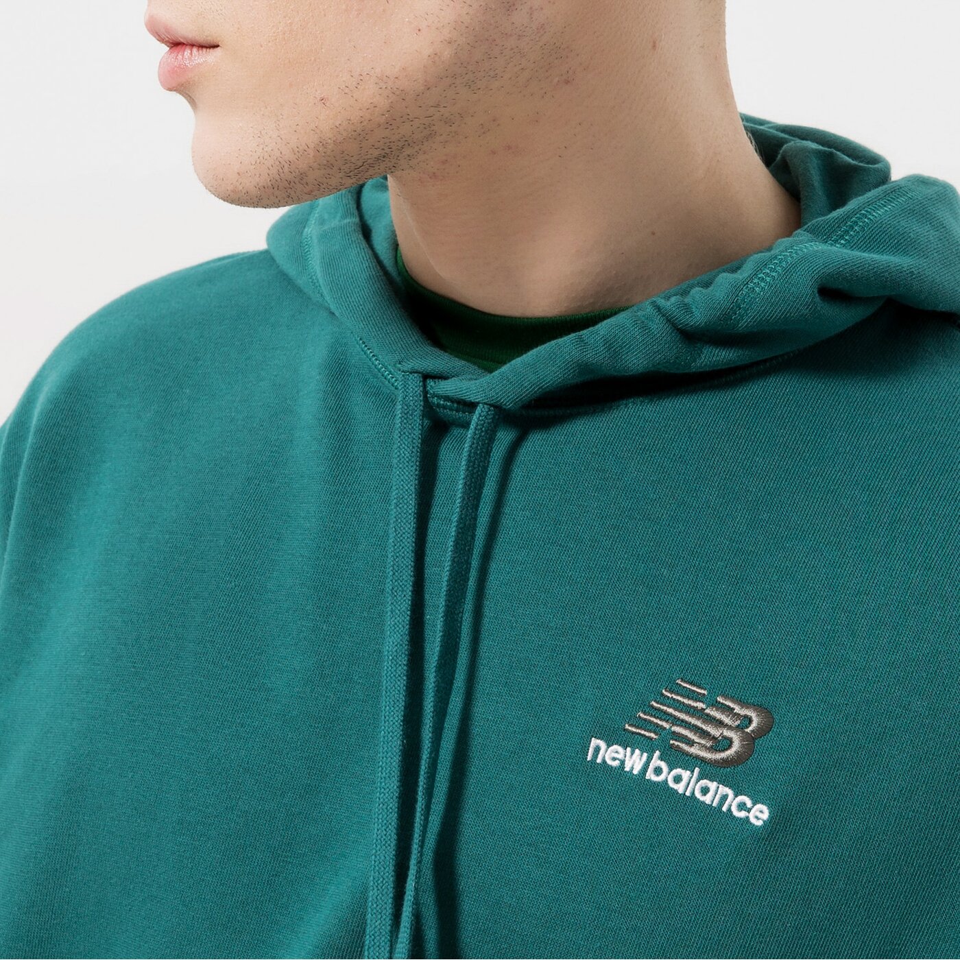 Мъжки суичър NEW BALANCE СУИТЧЪР С КАЧУЛКА UNISSENTIAL ut21500vda цвят син