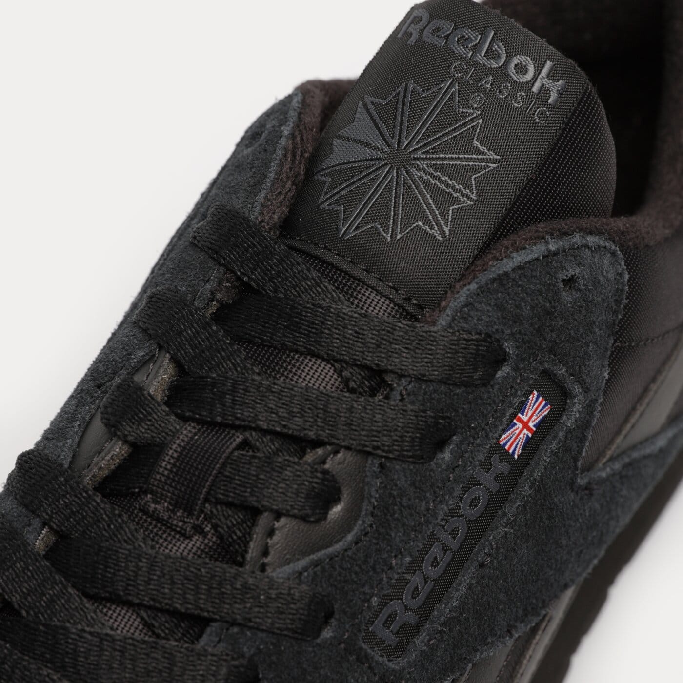 Мъжки маратонки REEBOK CL NYLON  ie4537 цвят черен