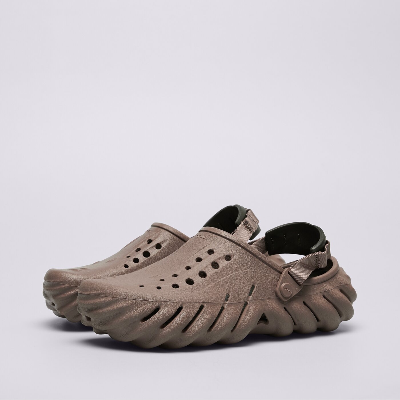 Мъжки чехли и сандали CROCS ECHO CLOG  207937-0lf цвят кафяв