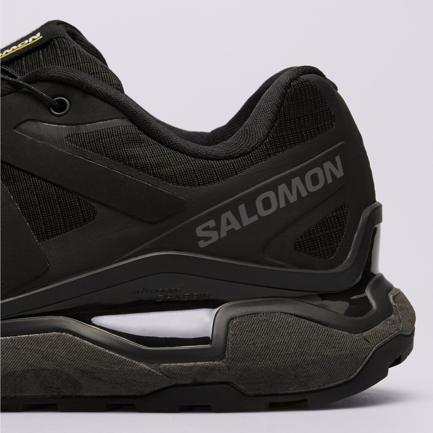 Дамски туристически обувки SALOMON XC ROAM GTX W l49127200 цвят черен