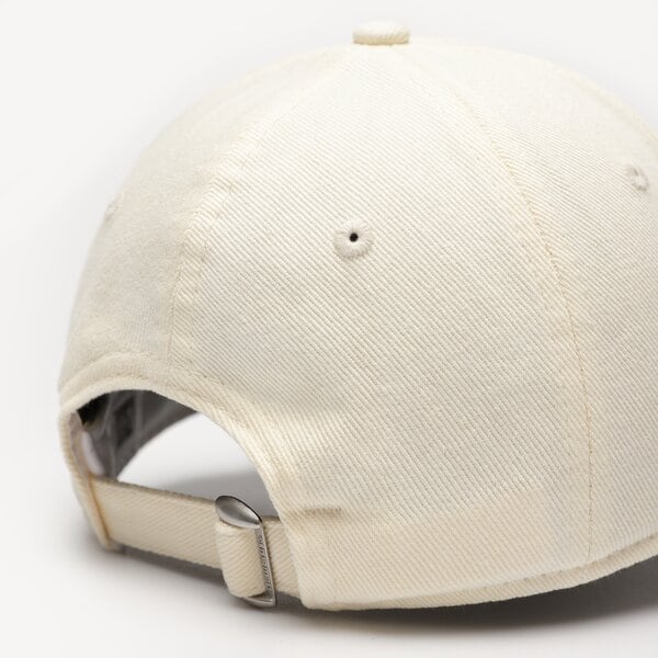 Дамска шапка с козирка NEW ERA ШАПКА WMNS BUTTERFLY 940 NYY NEW YORK YANKEES 60358048 цвят бежов