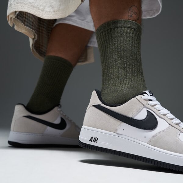 Мъжки маратонки NIKE AIR FORCE 1 '07 LV8 ib6388-100 цвят бял