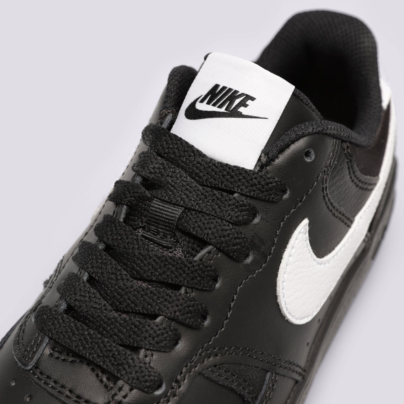 Дамски маратонки NIKE GAMMA FORCE fq6476-010 цвят черен