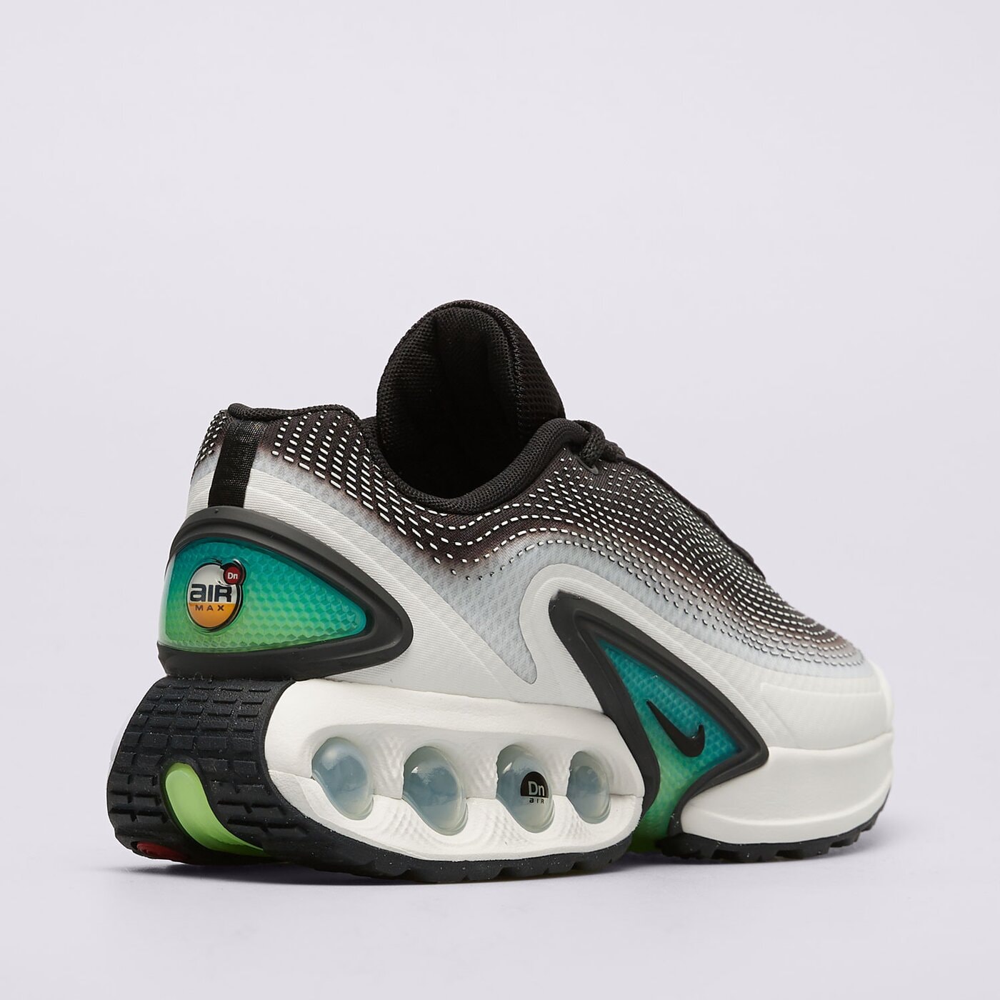 Мъжки маратонки NIKE AIR MAX DN hf5531-001 цвят бял