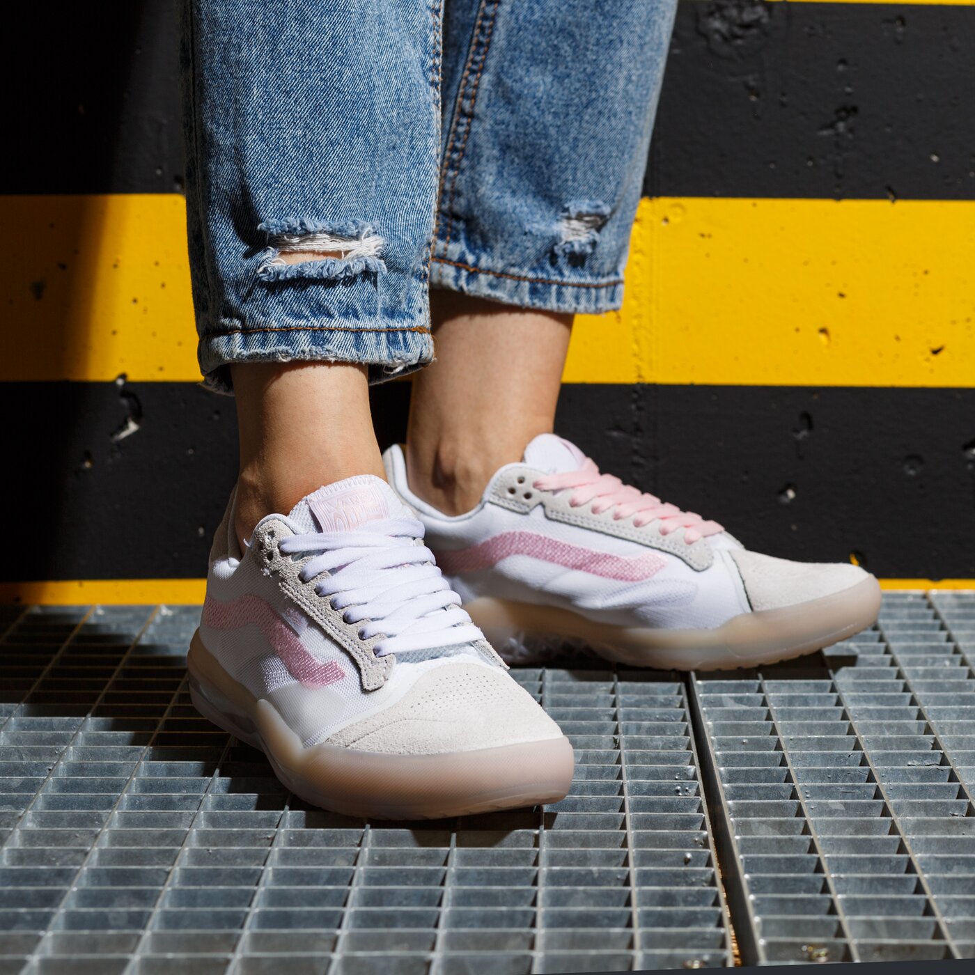 Дамски маратонки VANS UA EVDNT ULTIMATEWAFFLE vn0a5dy76491 цвят виолетов