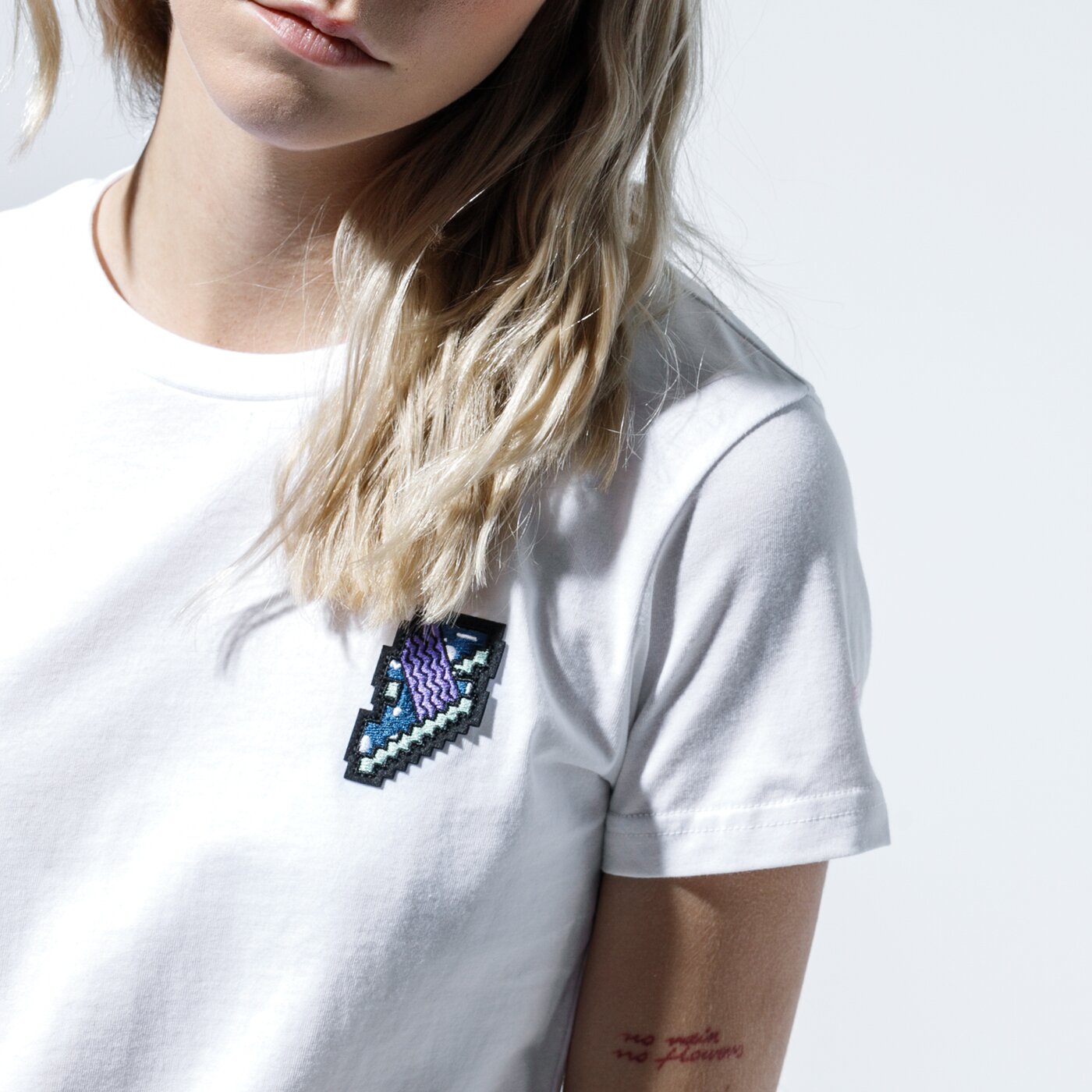 Дамска тениска PUMA ТЕНИСКА DIGITAL LOVE TEE 59706802 цвят бял