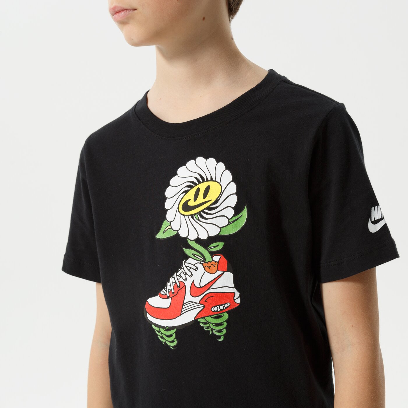 Детска тениска NIKE ТЕНИСКА U NSW TEE NIKE AIR FLOWER BOY do1821-010 цвят черен