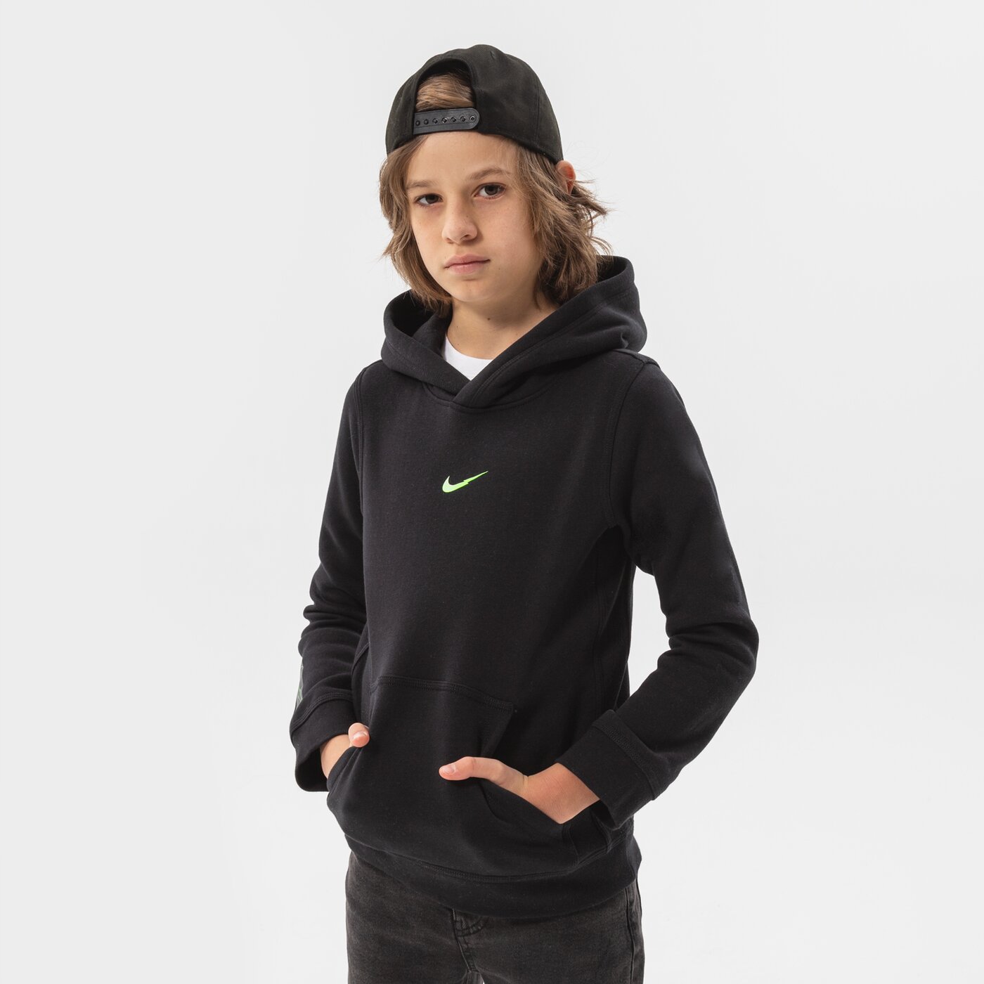 Детски суичър NIKE СУИТЧЪР С КАЧУЛКА B NSW ZIGZAG FLC BOY do2669-010 цвят черен