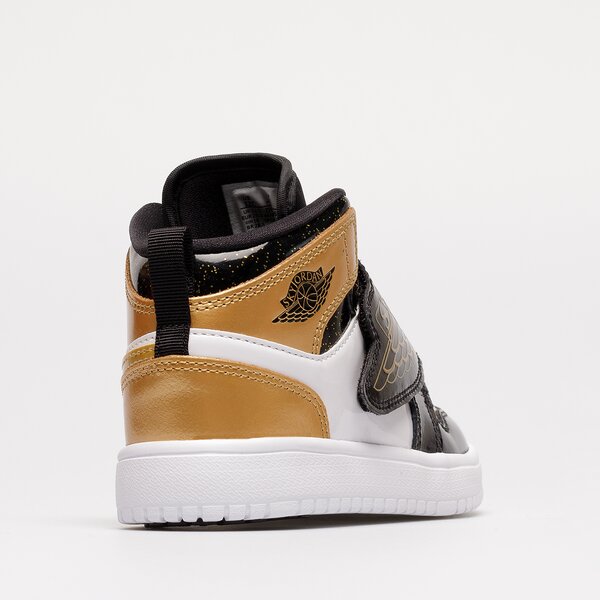 Детски маратонки SKY JORDAN 1 SE CBR BP  dv6069-071 цвят черен