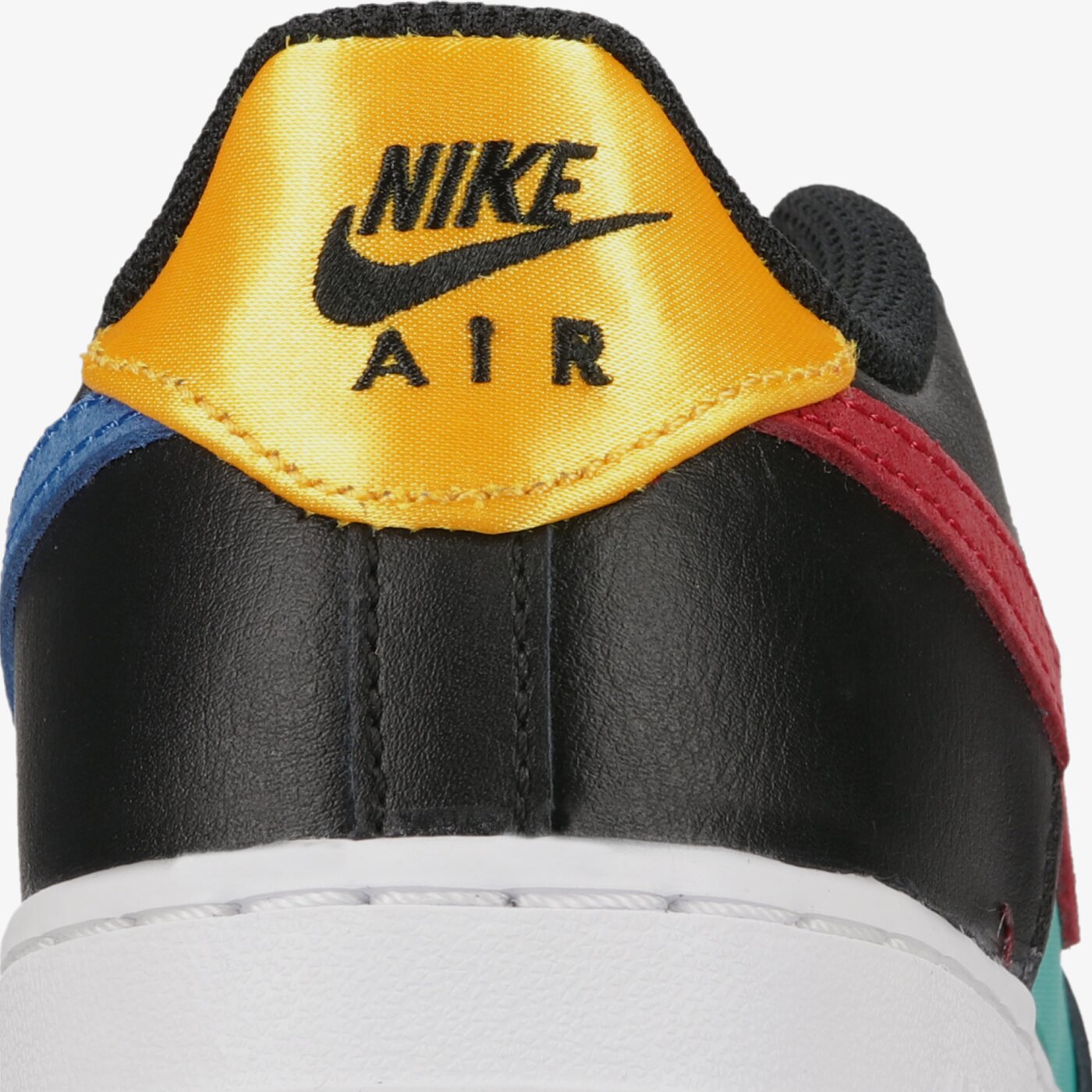 Детски маратонки NIKE AIR FORCE 1 LV8 EMB dn4178-001 цвят многоцветен