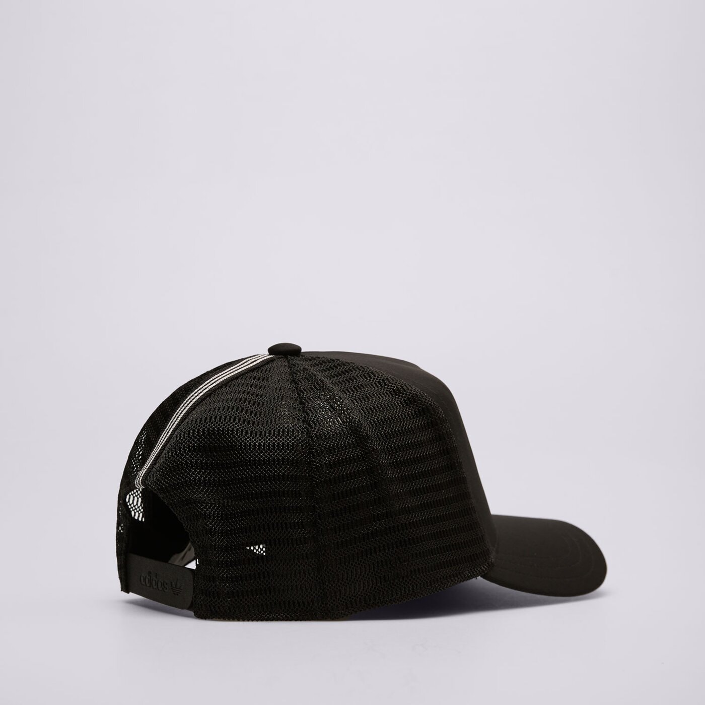 Дамска шапка с козирка ADIDAS ШАПКА CURVED TRUCKER jc6038 цвят бял