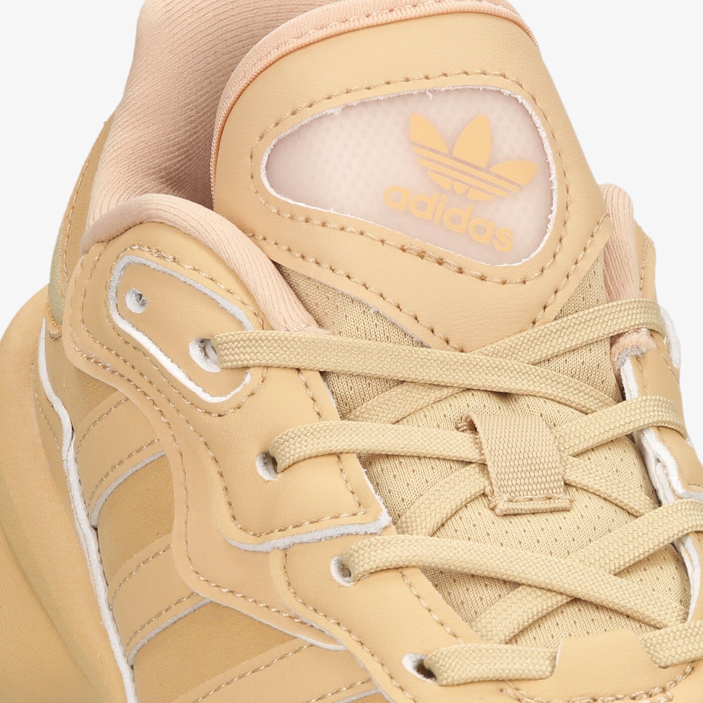 Дамски маратонки ADIDAS ZENTIC W gx0426 цвят бежов