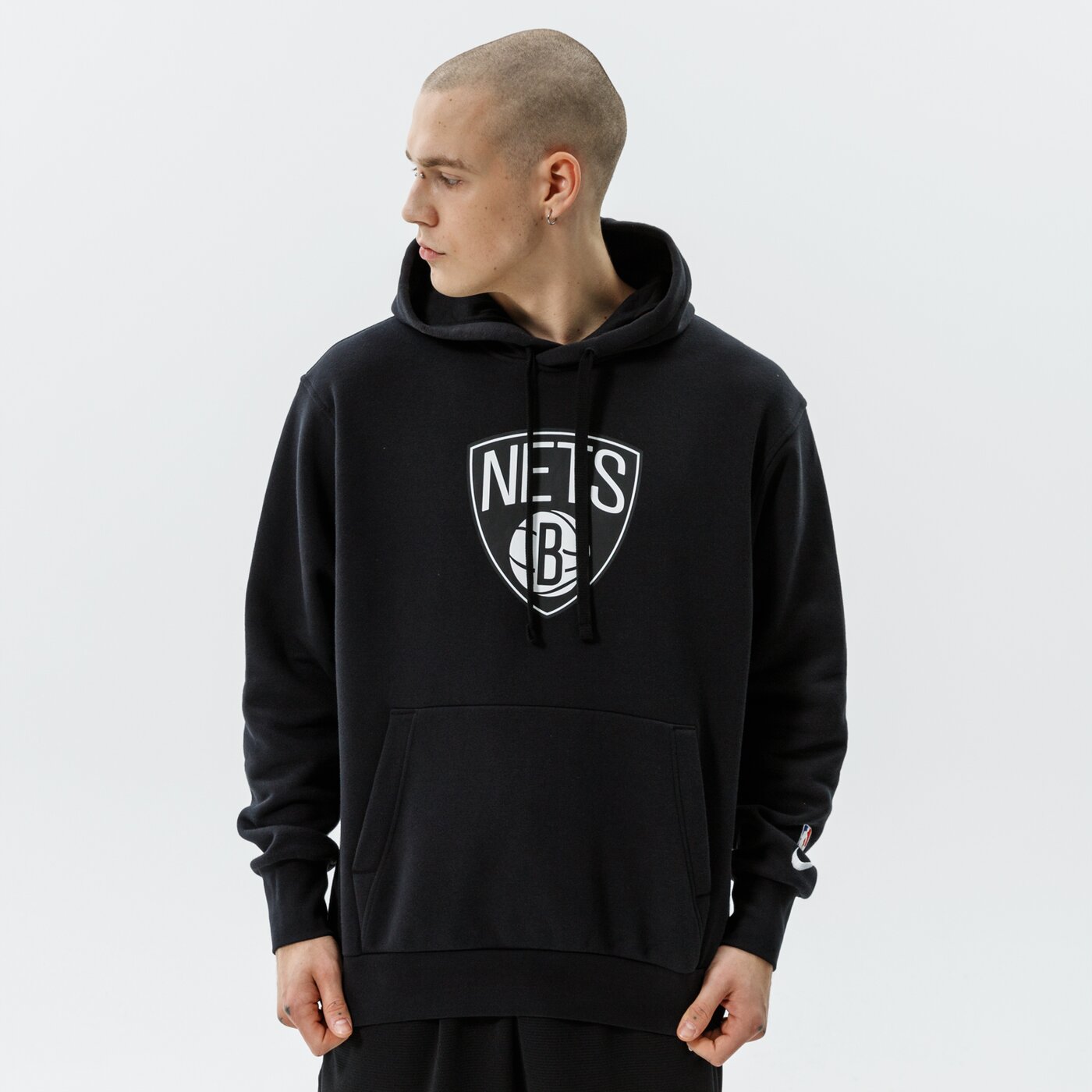 Мъжки суичър NIKE СУИТЧЪР С КАЧУЛКА BKN M NK PO FLC ESSNTL NBA db1816-010 цвят черен