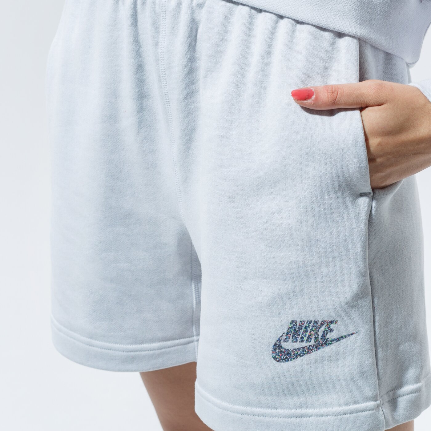Дамски къси панталони NIKE ШОРТИ W NSW SHORT FT M2Z cu6405-094 цвят сив