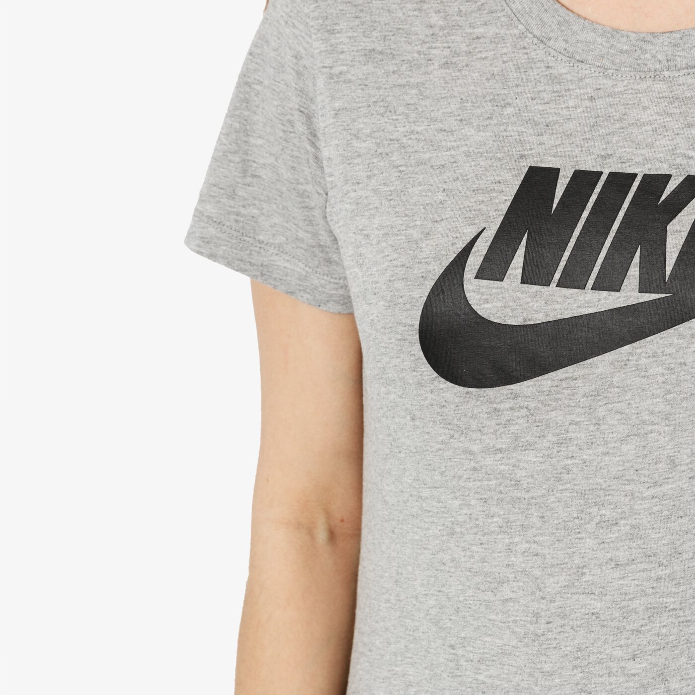 Дамска тениска NIKE ТЕНИСКА SS W NSW TEE ESSNTL ICON FUTURA SPORTSWEAR bv6169-063 цвят сив