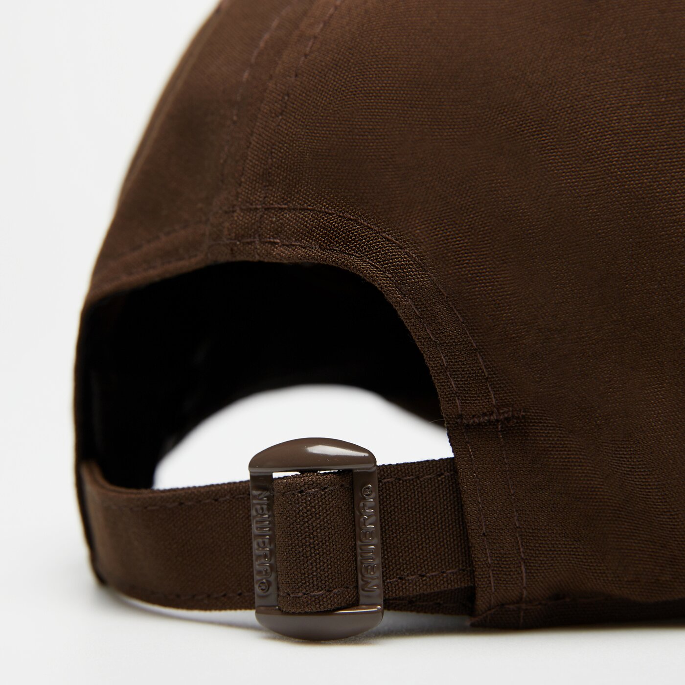 Мъжка шапка с козирка NEW ERA ШАПКА NE REPREVE 940 60424737 цвят кафяв