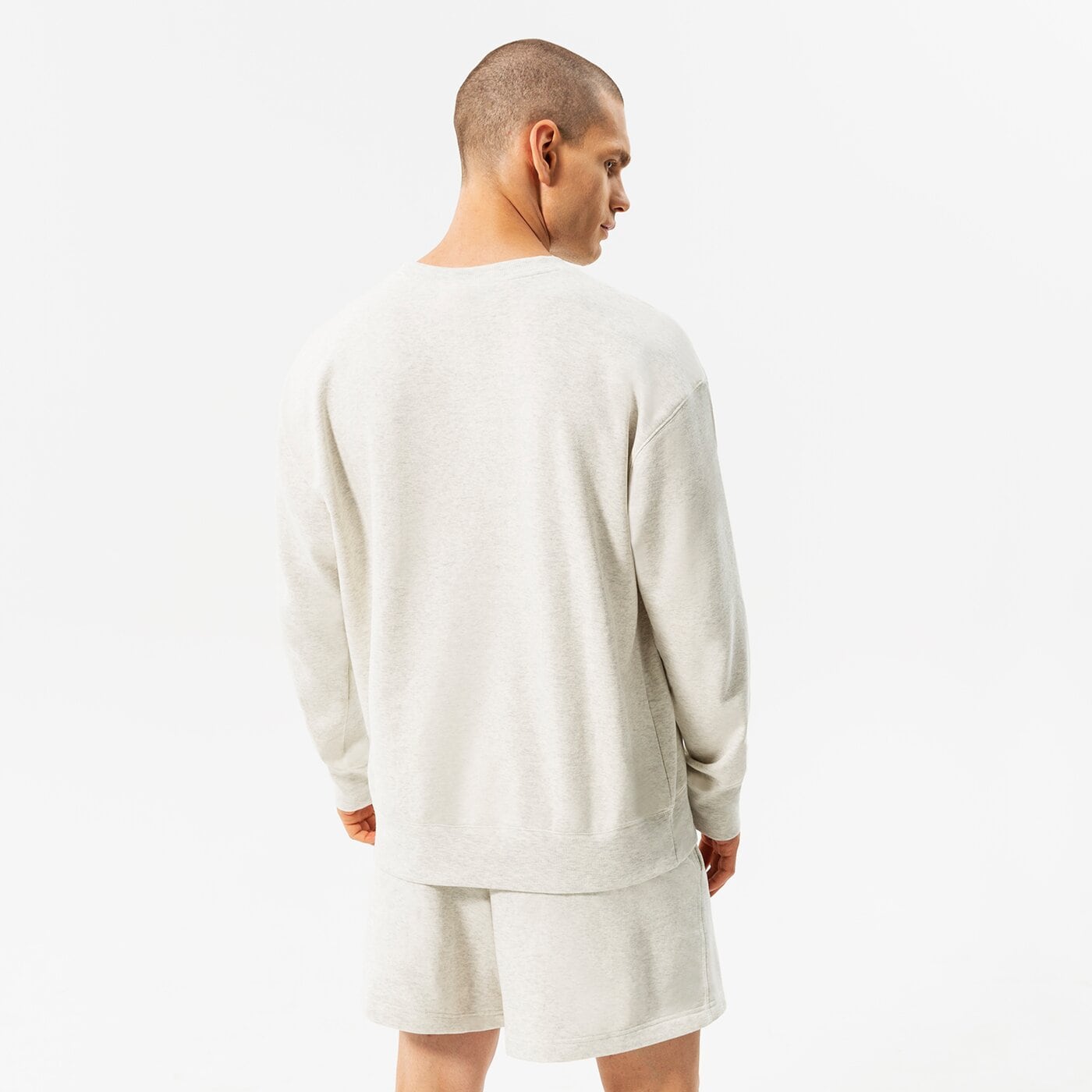 Мъжки суичър NEW BALANCE СУИТЧЪР NB ESSENTIALS UNI-SSENTIALS CREW ut21501sah цвят сив