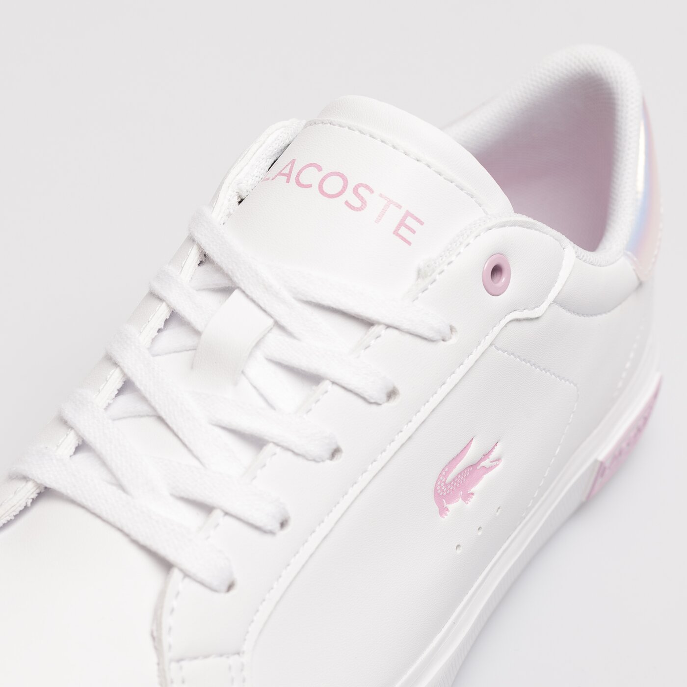 Детски маратонки LACOSTE POWERCOURT 222 2 SUJ 744suj001821g цвят бял