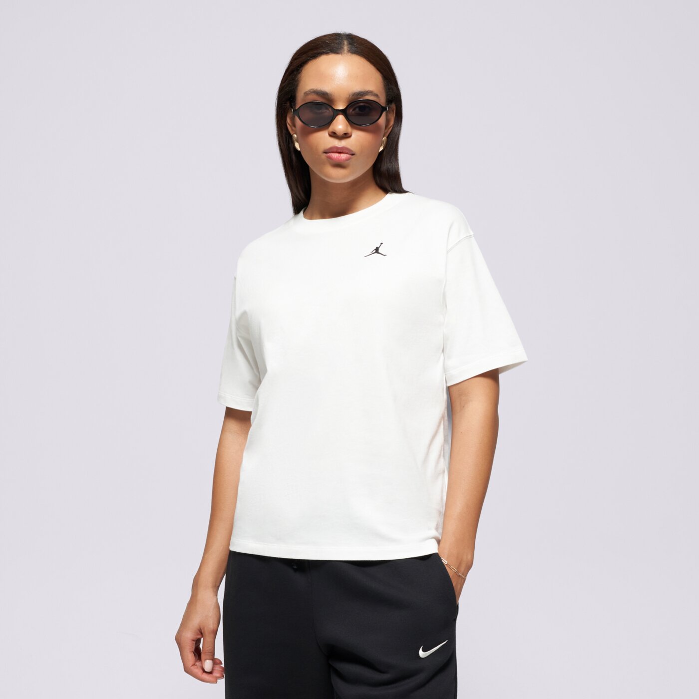 Дамска тениска JORDAN ТЕНИСКА W J ESSEN GF TEE CORE 23 fn4500-101 цвят бял