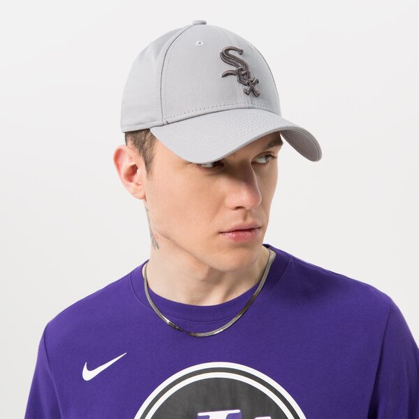 Мъжка шапка с козирка NEW ERA ШАПКА LE 940 SOX CHICAGO WHITE SOX 60298717 цвят сив
