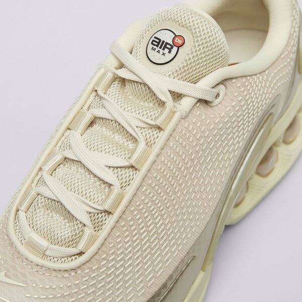 Дамски маратонки NIKE W AIR MAX DN  hv4861-200 цвят бежов