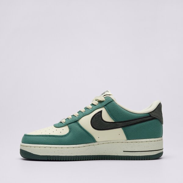 Мъжки маратонки NIKE AIR FORCE 1 '07 LV8 fq8713-100 цвят зелен