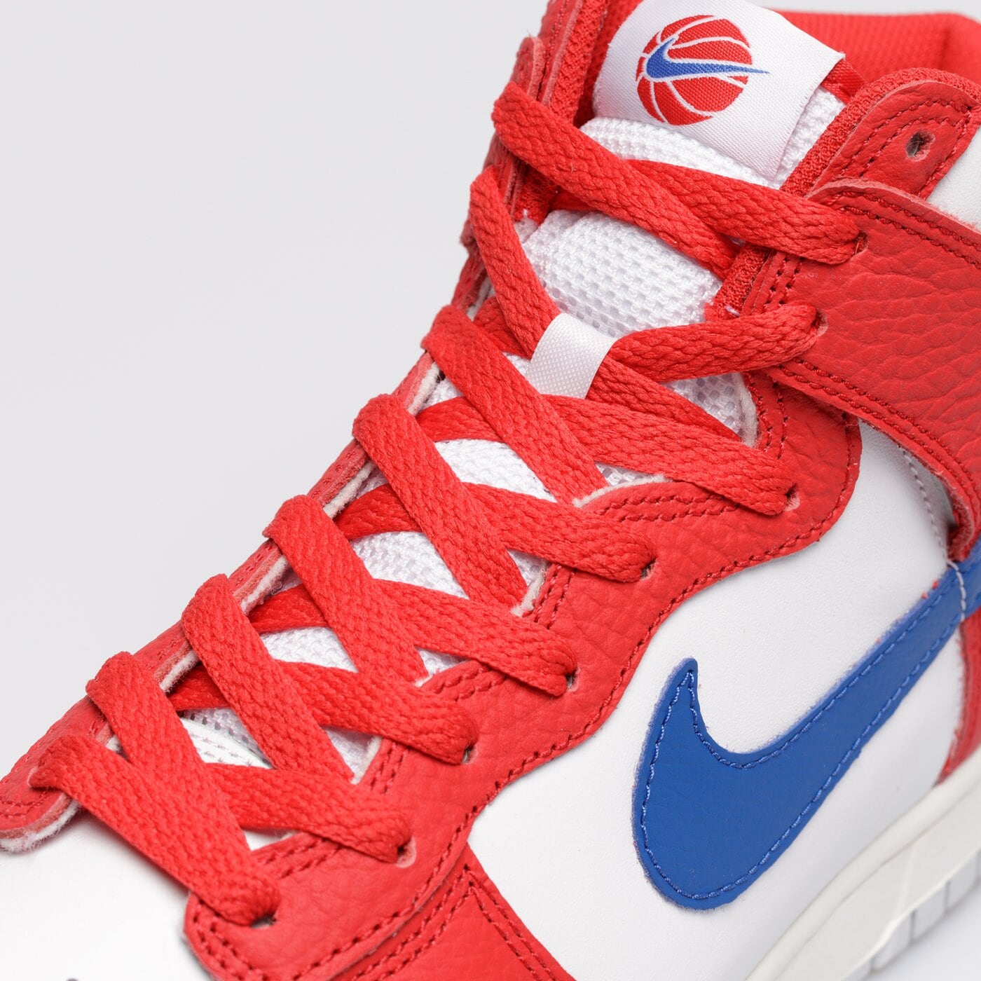 Мъжки маратонки NIKE DUNK HI RETRO dx2661-100 цвят бял
