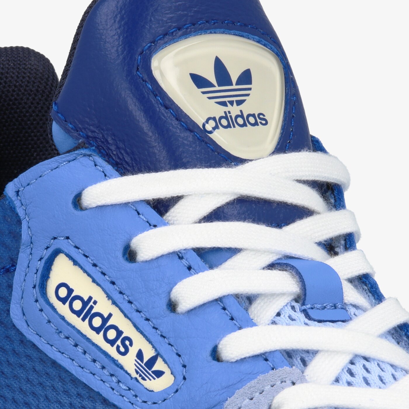 Дамски маратонки ADIDAS FALCON W ee5104 цвят син