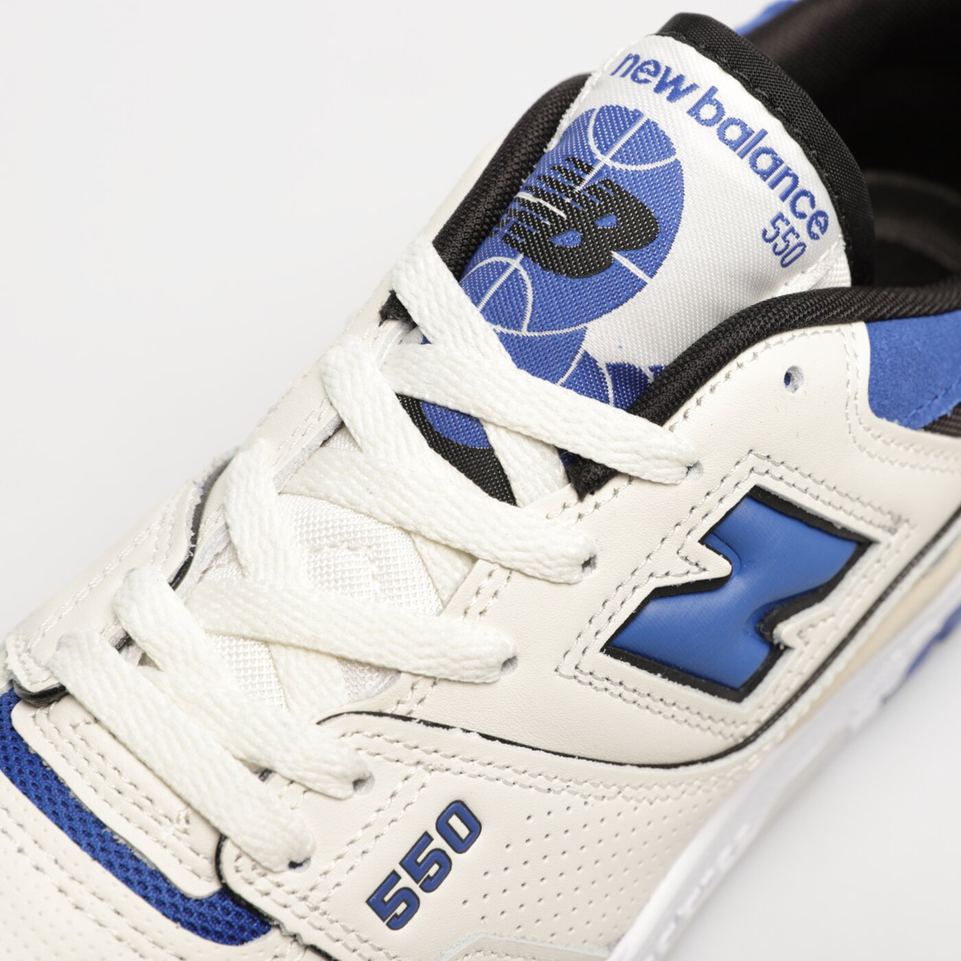 Мъжки маратонки NEW BALANCE 550  bb550vta цвят кремав