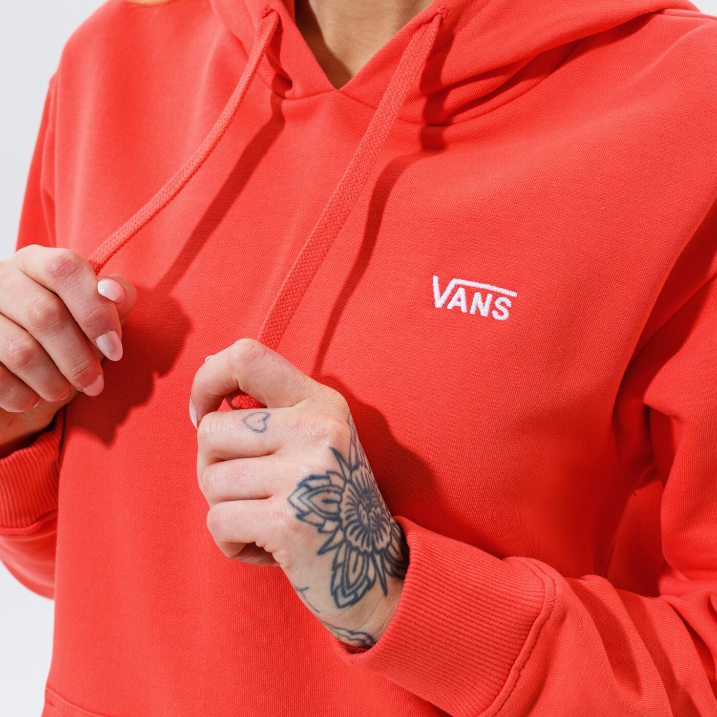 Дамски суичър VANS СУИТЧЪР С КАЧУЛКА WM FLYING V BF FT HOODIE HOT CORAL vn0a5ar4lm31 цвят оранжев