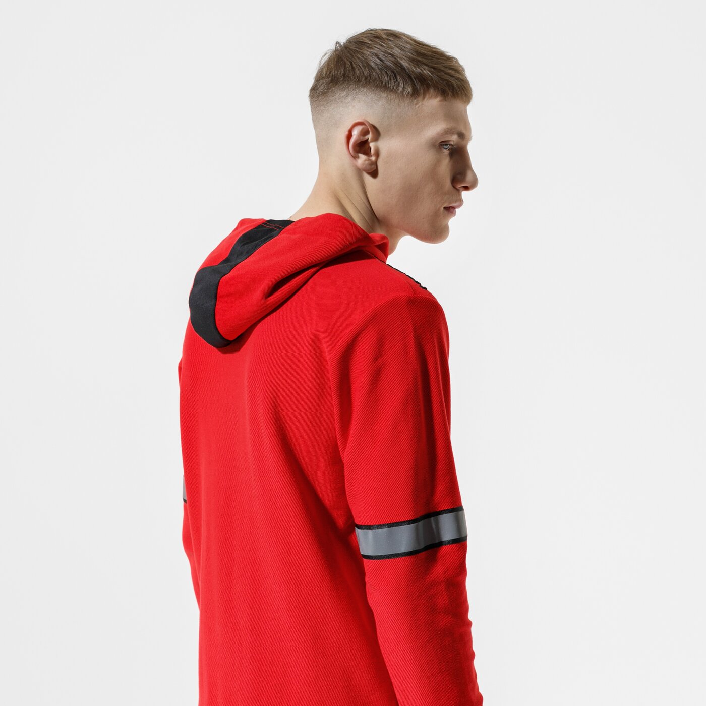 Мъжки суичър CONFRONT СУИТЧЪР С КАЧУЛКА TYRION cf120blm53001 цвят червен