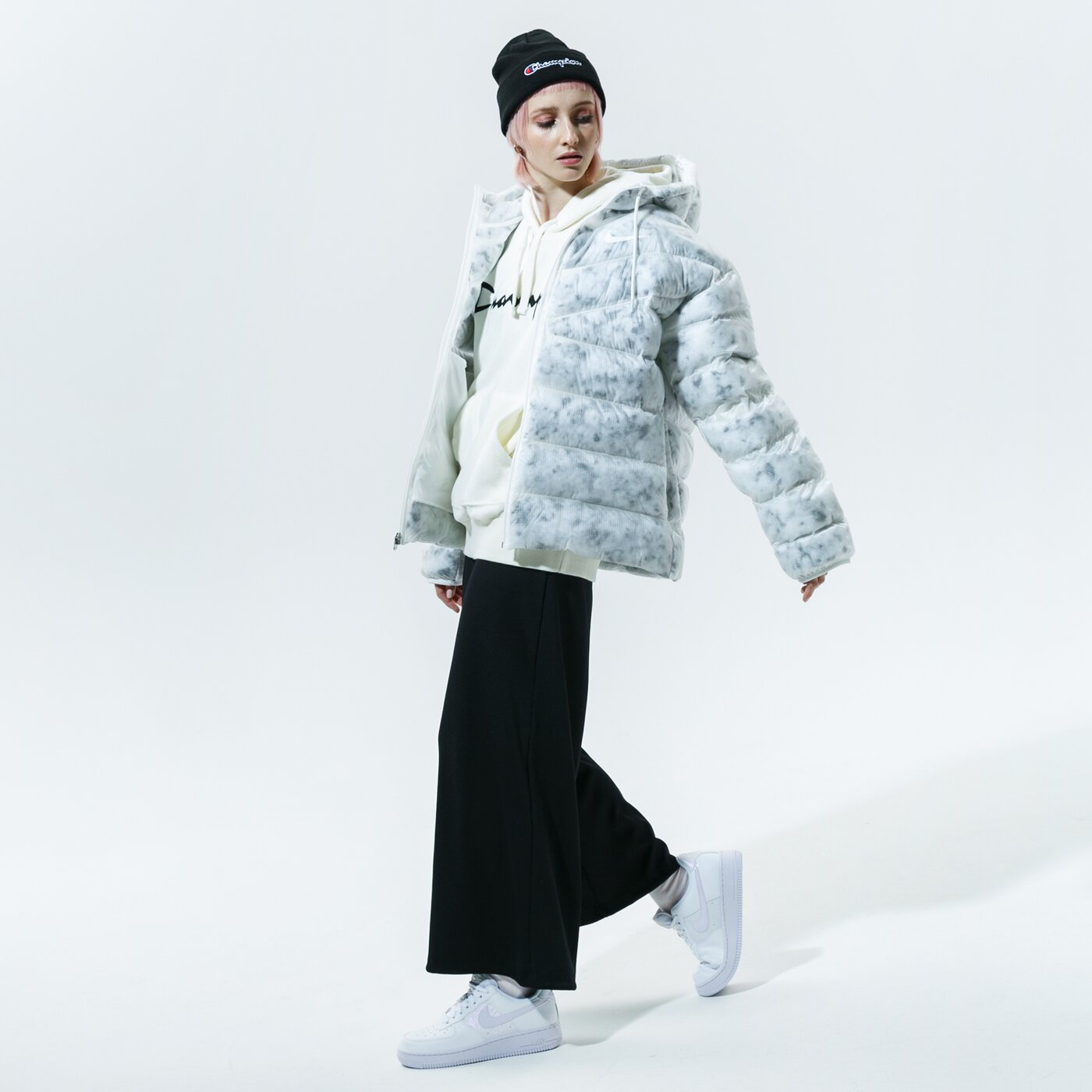 Дамски суичър CHAMPION СУИТЧЪР С КАЧУЛКА HOODED SWEATSHIRT ПОЛАР REGULAR 113457ww005 цвят бежов