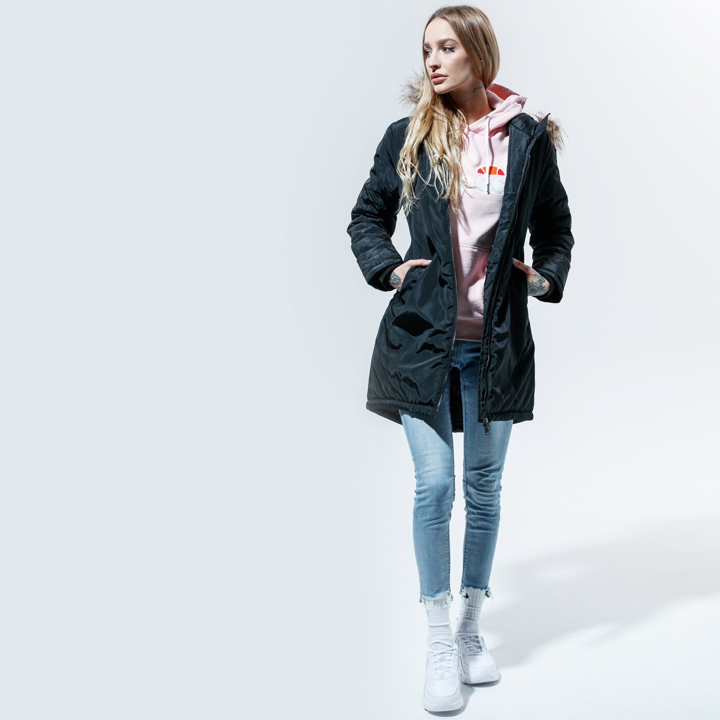 Дамско зимно яке CHAMPION ЯКЕ ЗИМНО PARKA JACKET WW 114371kk001 цвят черен