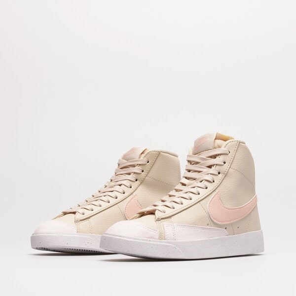 Дамски маратонки NIKE W BLAZER MID '77 NEXT NATURE fb0780-100 цвят бежов