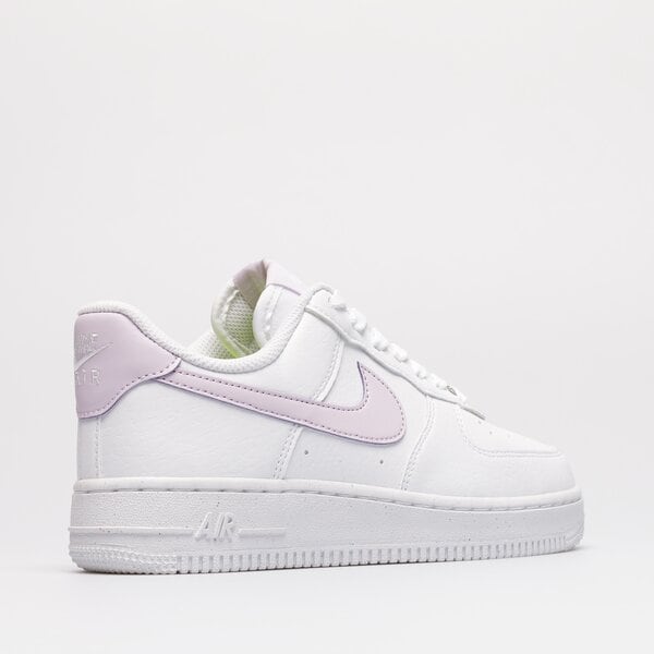 Дамски маратонки NIKE AIR FORCE 1 '07 NEXT NATURE dn1430-105 цвят бял