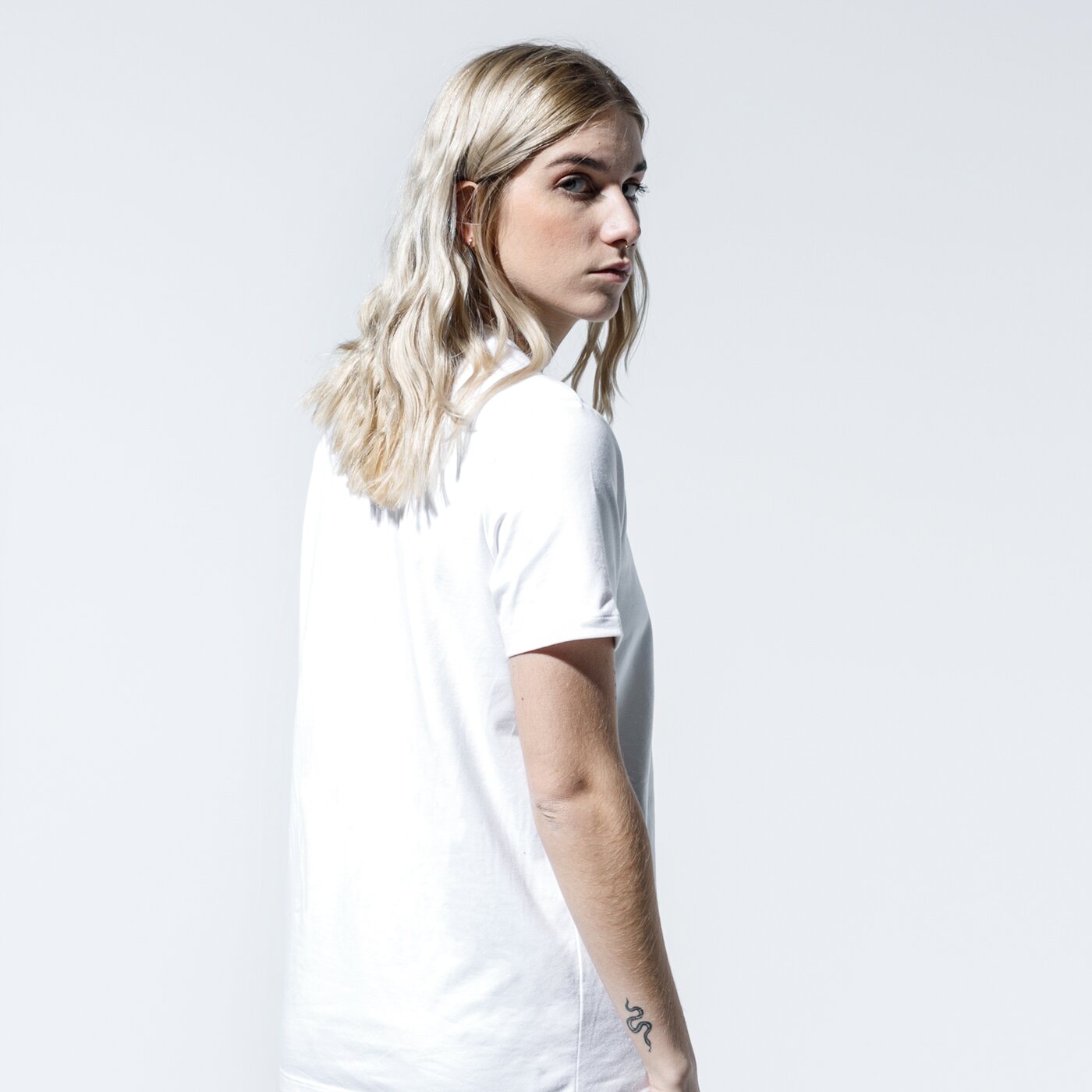 Дамска тениска ADIDAS ТЕНИСКА TREFOIL TEE fm3306 цвят бял