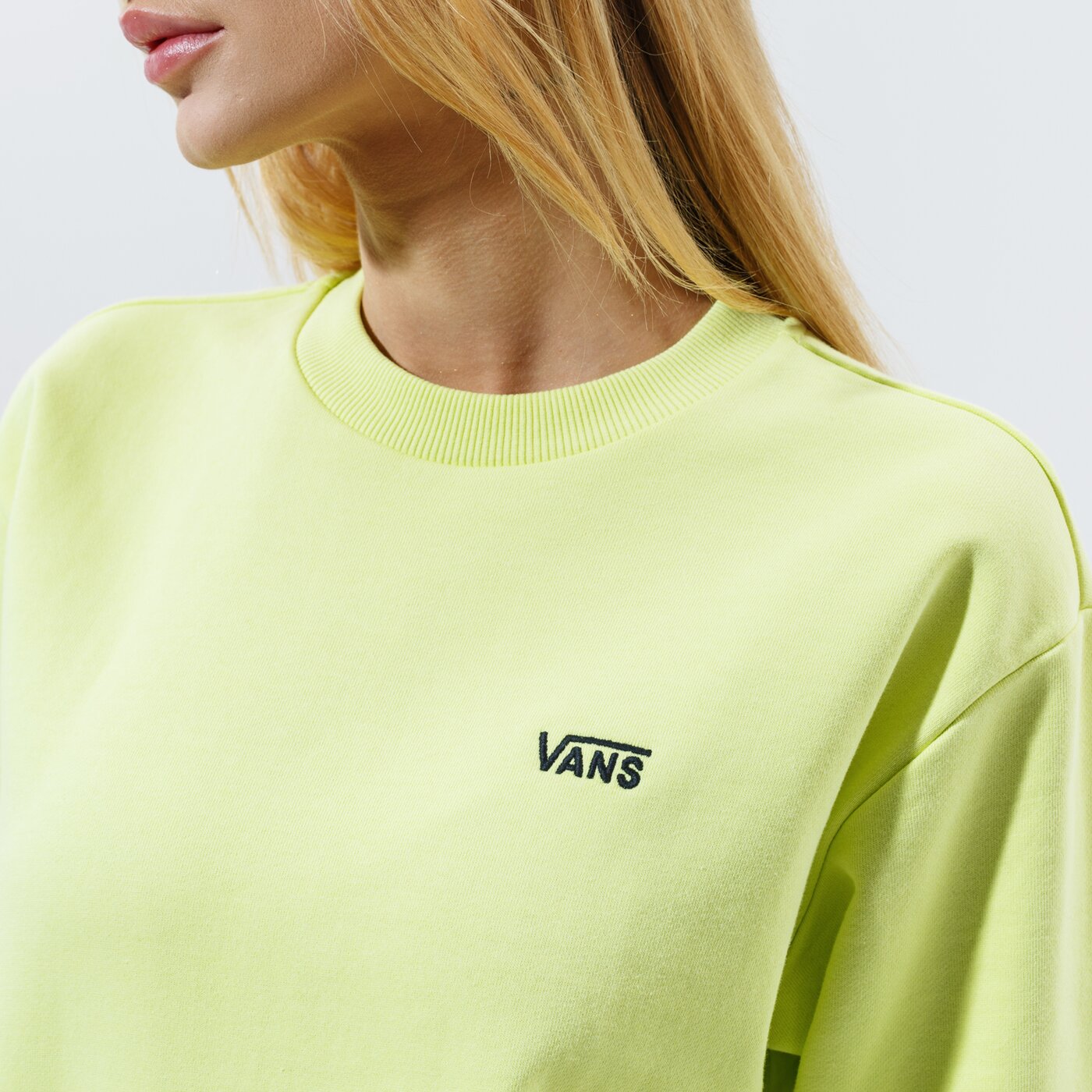 Дамски суичър VANS СУИТЧЪР WM FLYING V BF FT CREW SUNNY LIME vn0a5aq1tcy1 цвят зелен