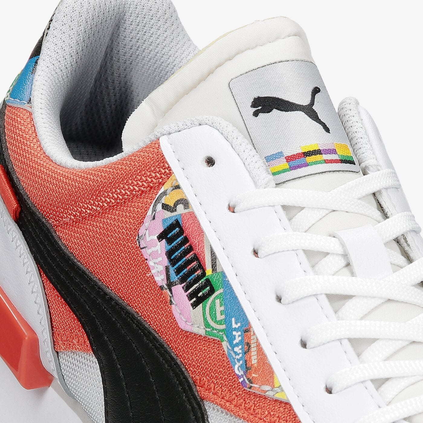 Мъжки маратонки PUMA FUTURE RIDER INTL GAME 37597101 цвят бял