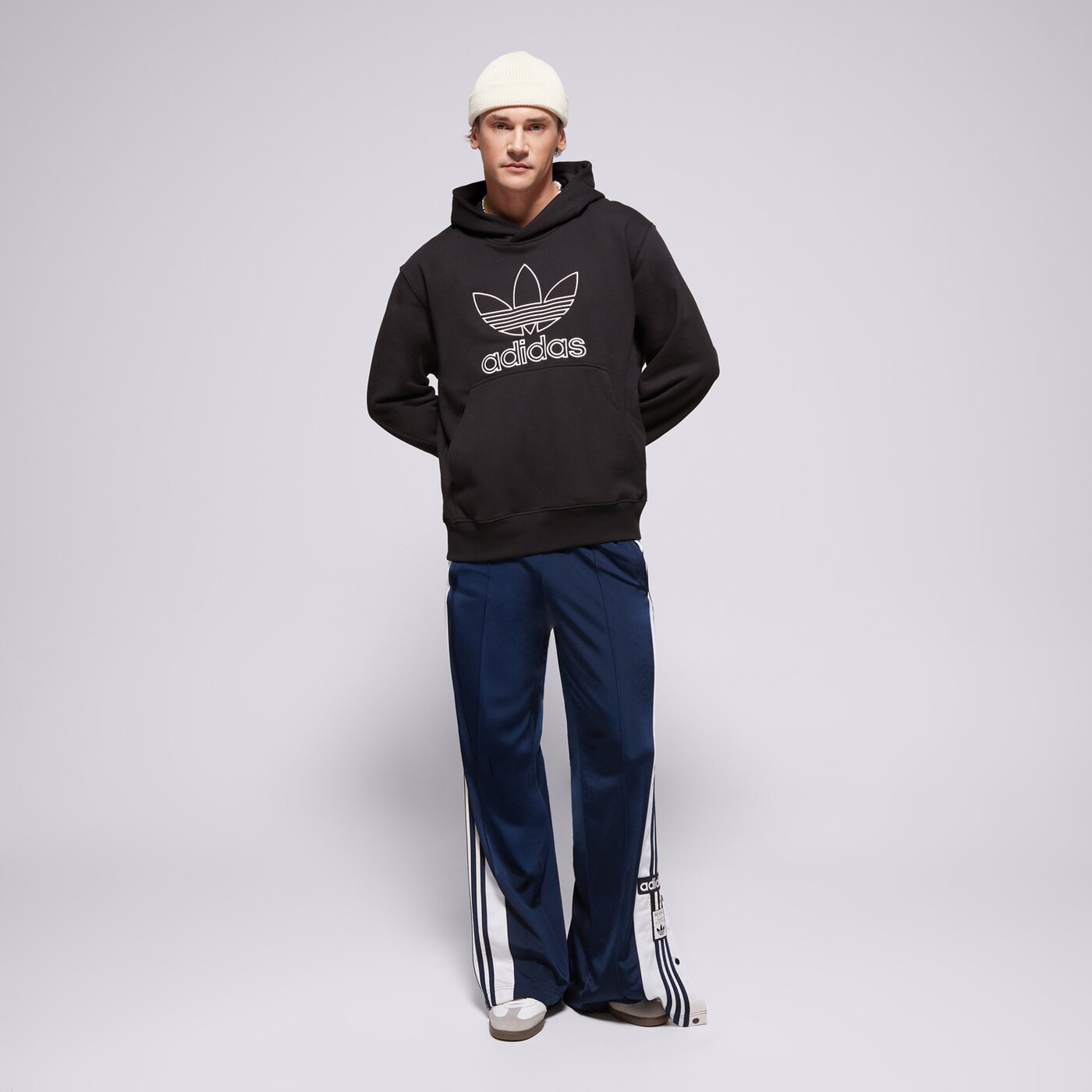 Мъжки суичър ADIDAS СУИТЧЪР С КАЧУЛКА OUTL TREF HDY jp1079 цвят черен