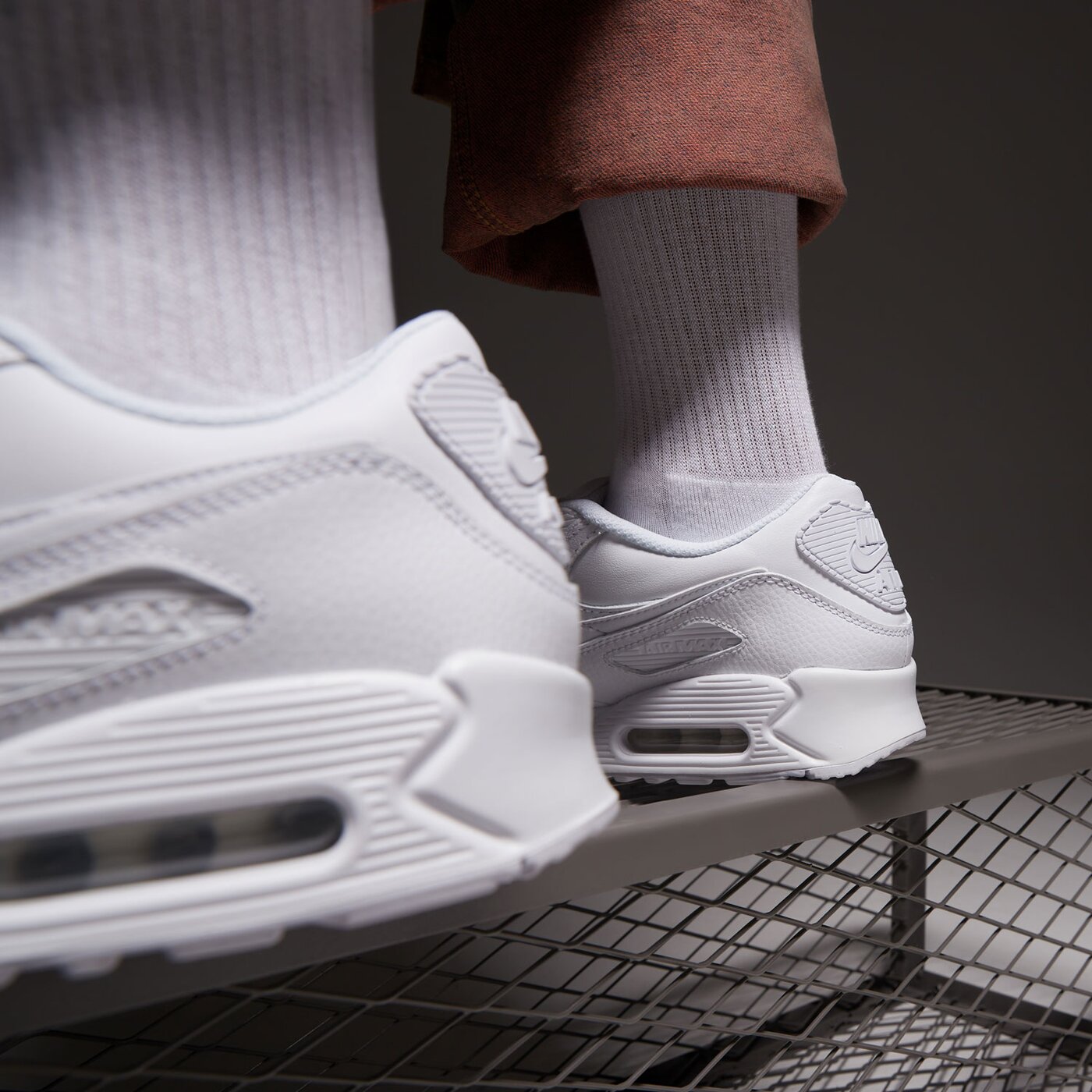 Мъжки маратонки NIKE AIR MAX 90 LTR  cz5594-100 цвят бял