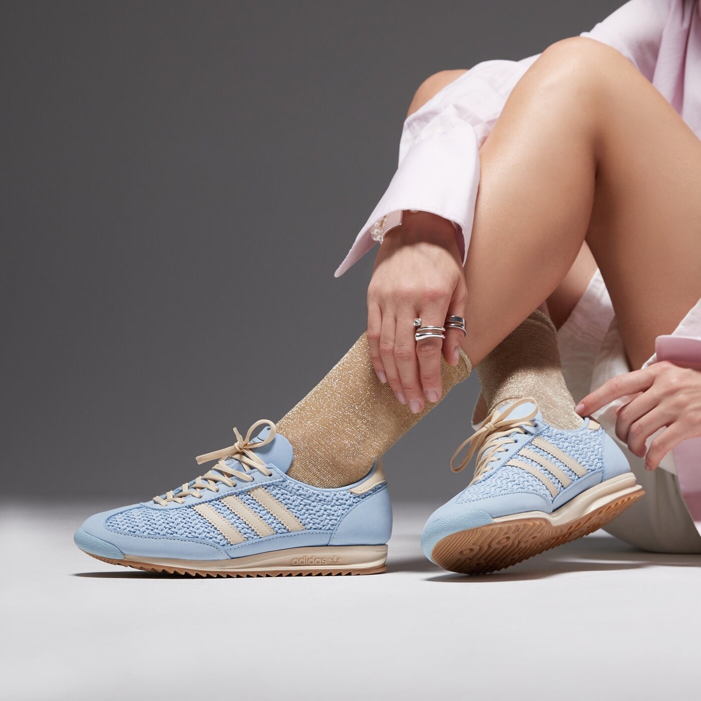 Дамски маратонки ADIDAS SL 72 OG W jr4230 цвят син